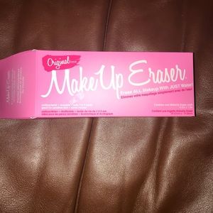Brand New original Makeup Eraser